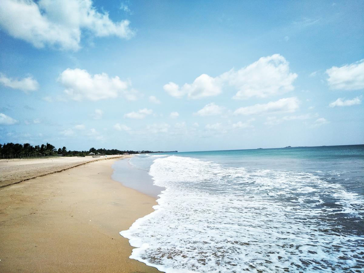 Bella Nilaveli Beach Exterior foto